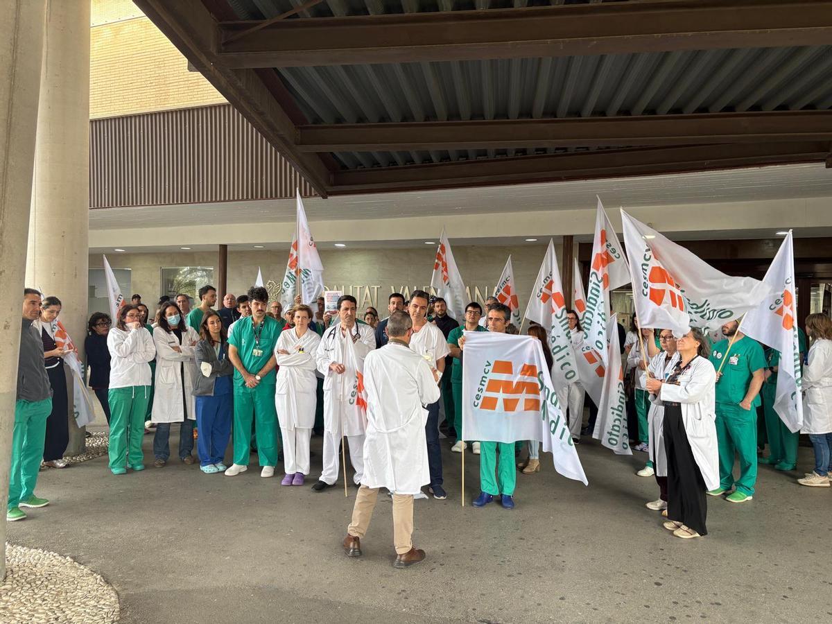 La nueva huelga de médicos en la provincia de Alicante. Hospital de Elche