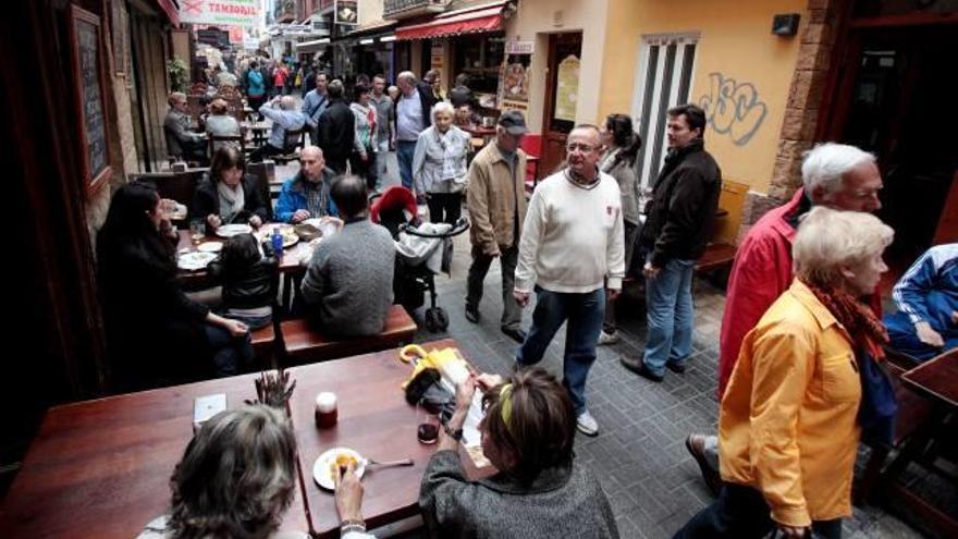 Los bares podrán abrir hasta las 2.30 horas.