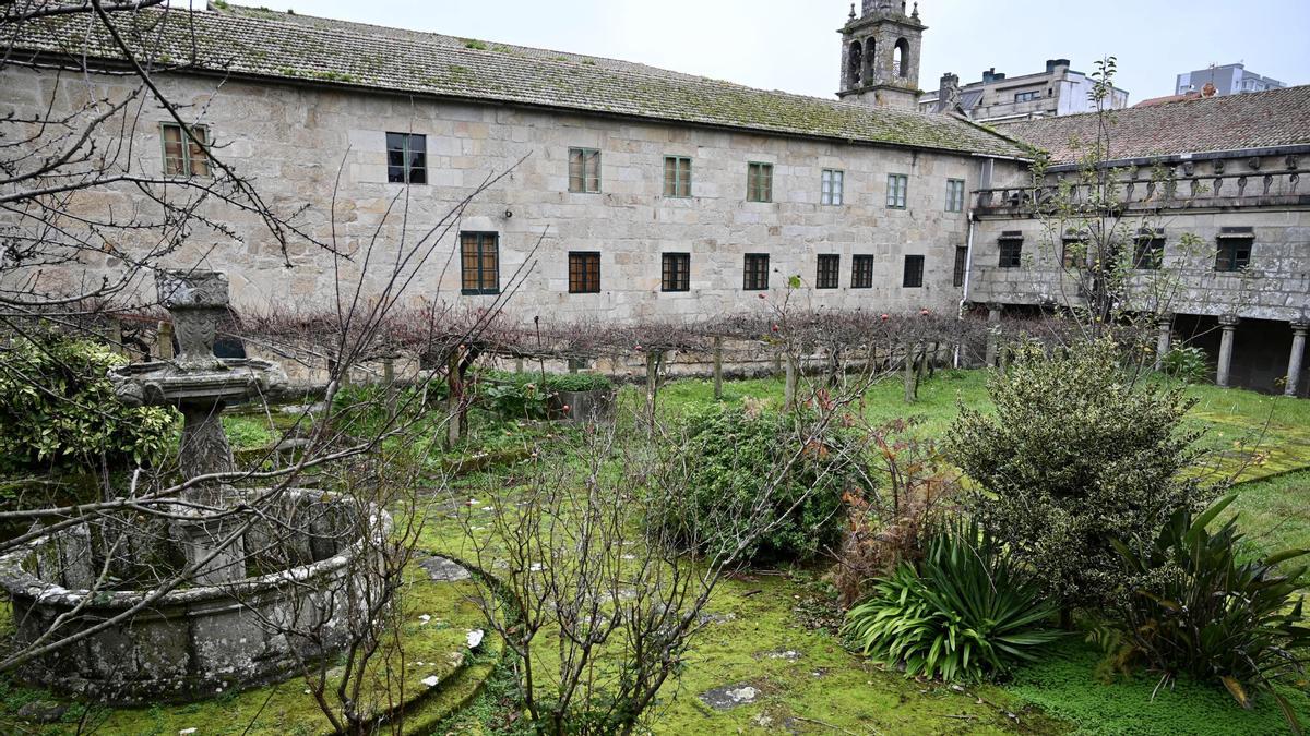 Una vista del convento de Santa Clara desde su huerto.