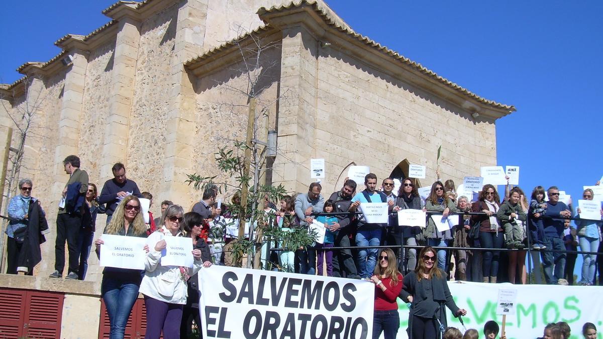 Manifestación en 2014 contra el proyecto de restaurante.