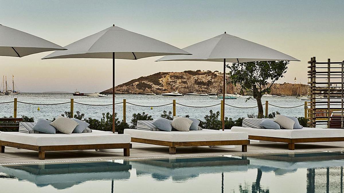 El hotel de cinco estrellas Nobu Ibiza Bay anuncia su reapertura. | NOBU IBIZA BAY