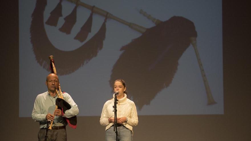 La tonada busca relevo: el concurso &quot;Ciudá de Llangréu&quot; celebra este sábado su gala juvenil