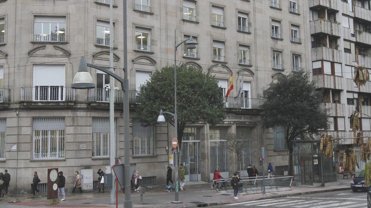 Sede en Ourense de la Seguridad Social. |  Iñaki Osorio