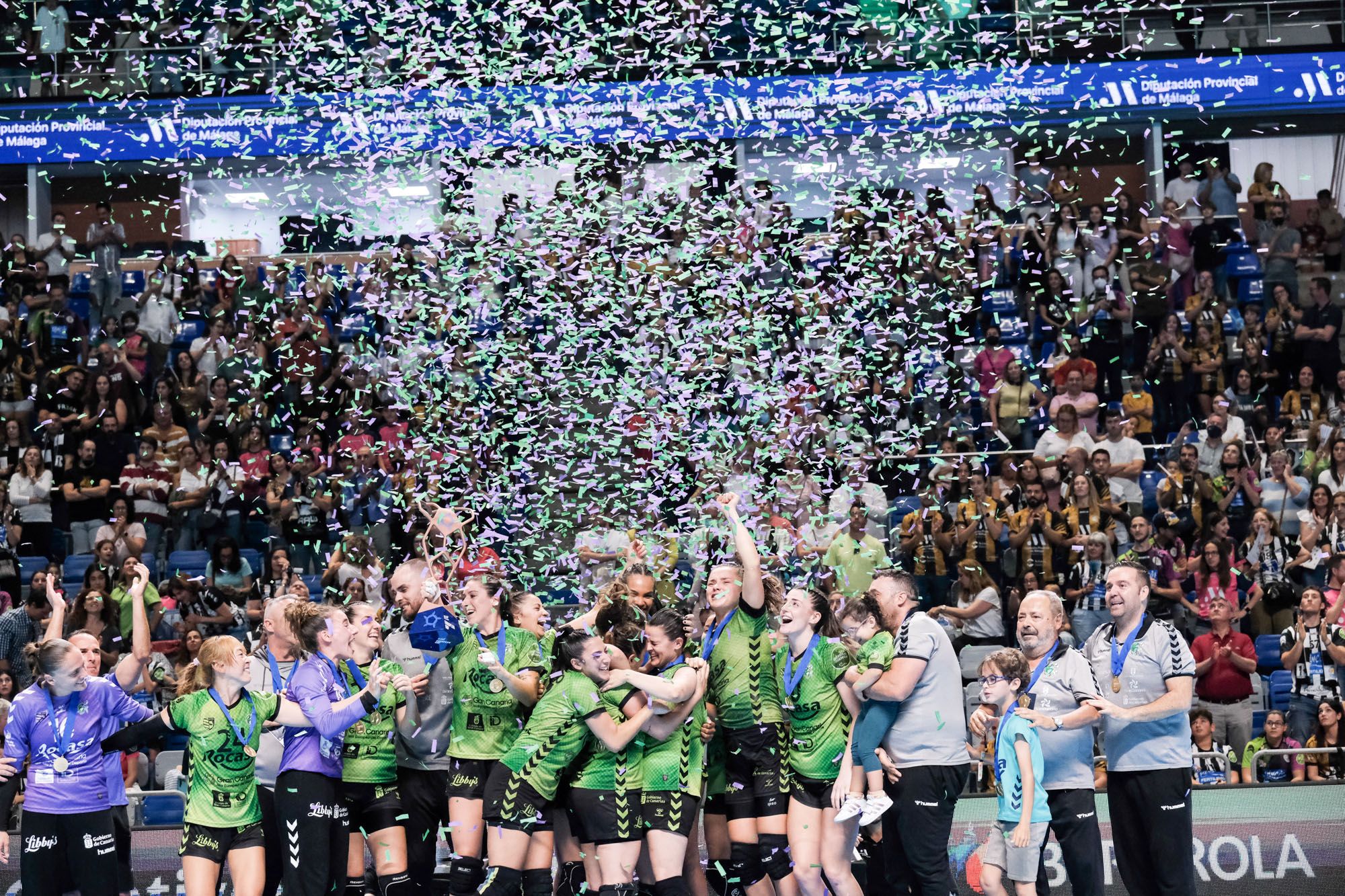 Las imágenes del BM Costa del Sol Málaga - Rocasa Gran Canaria de la final de la EHF European Cup