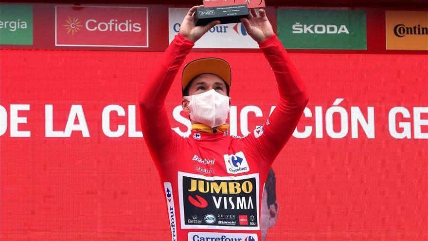 Roglic ya se viste de rojo en la Vuelta