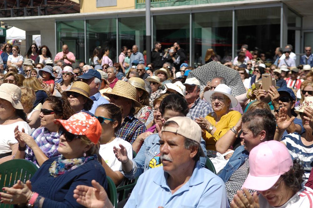 Feria de productos de la tierra en San Mateo