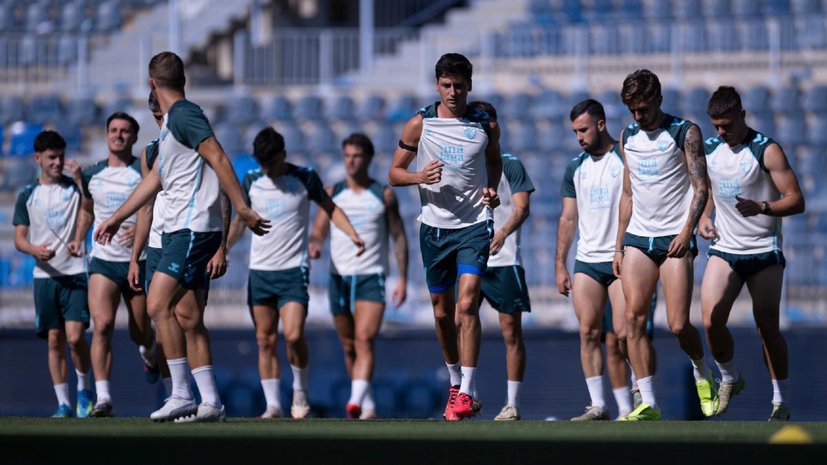 El Málaga CF regresó este miércoles a La Rosaleda para perfilar la gran final ante el Almería.