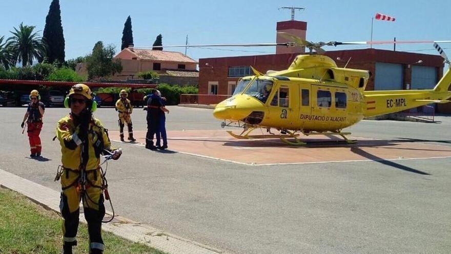 Rescatan a dos jóvenes británicos perdidos en el Montgó sin agua y sin ropa adecuada