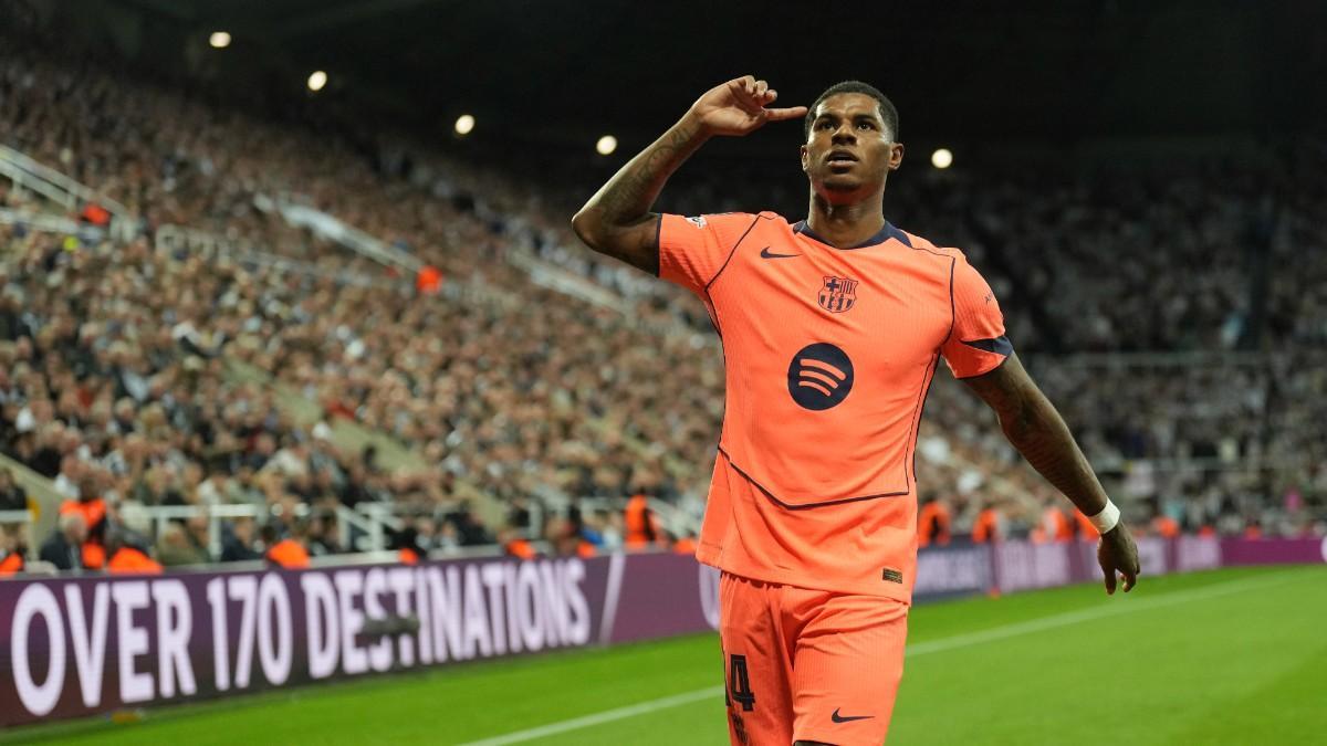 ¡Menudo chicharro! Rashford quería más y marcó este tremendo golazo