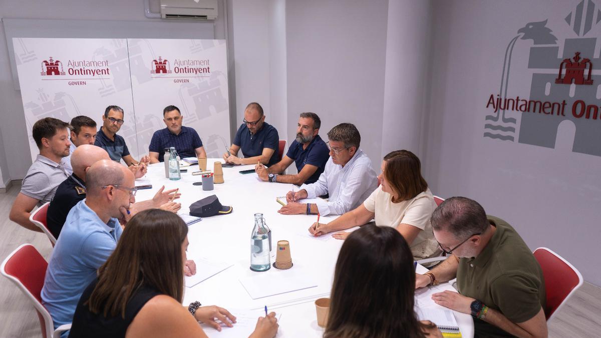 La reunión del Cecopal, presidida por el alcalde de Ontinyent.