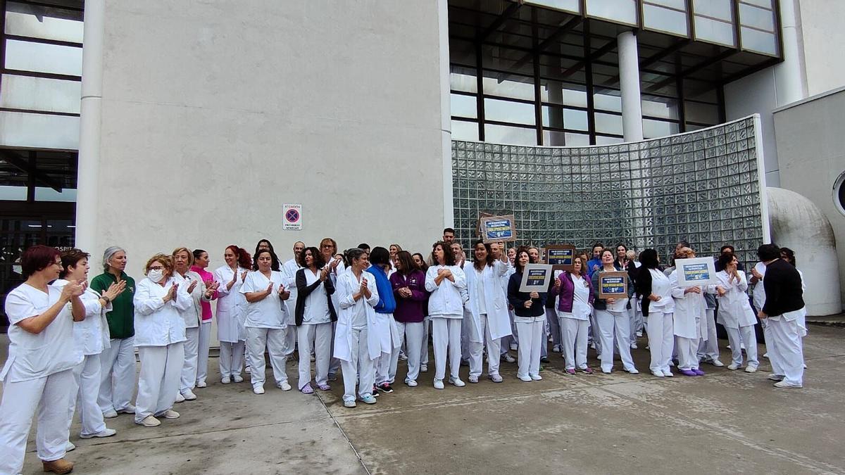 Concentración de los técnicos superiores sanitarios (TSS) ante el Hospital Meixoeiro, el año pasado.