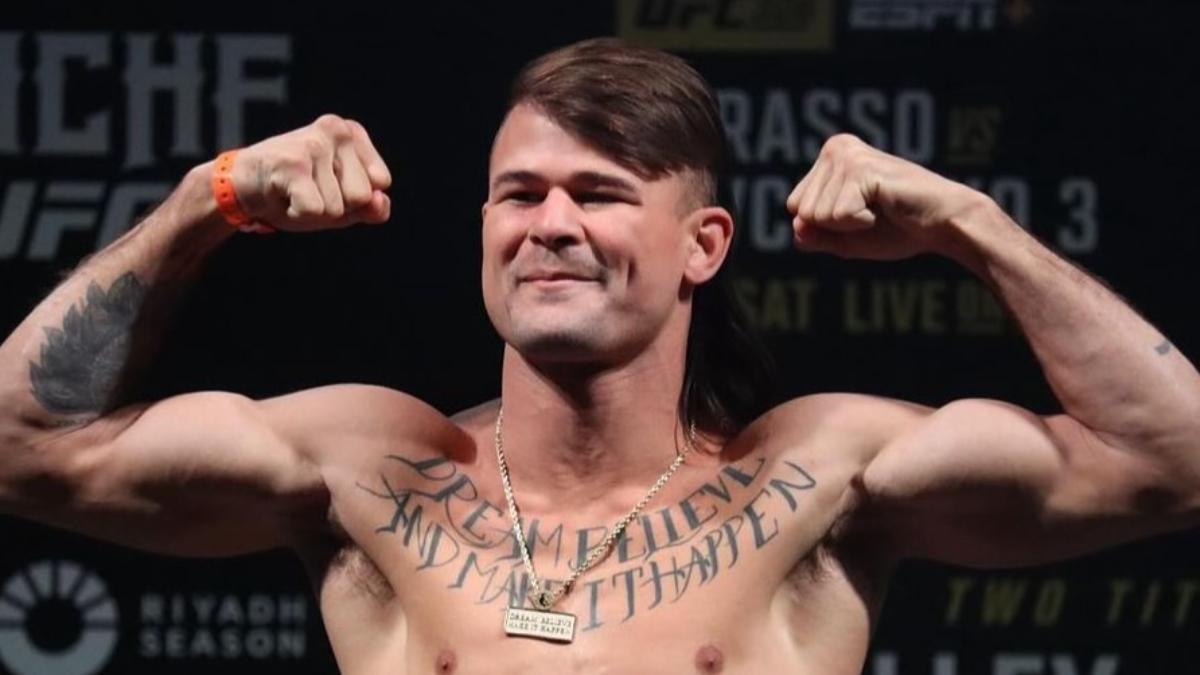 Diego Lopes, preparado como sustituto del UFC 308