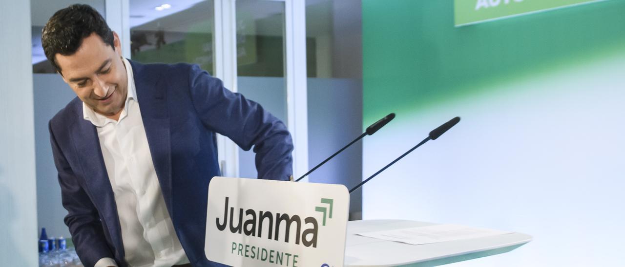 Juanma Moreno, en la reunión de la Junta Directiva Autonómica.