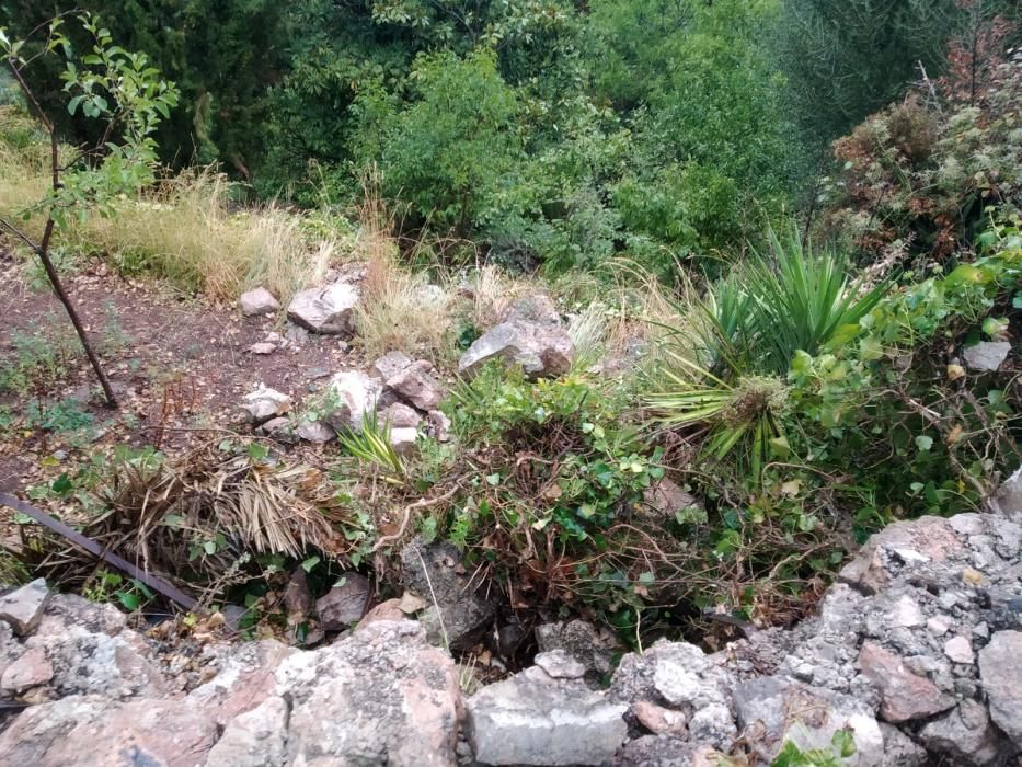 Un joven de 17 años, grave tras caer con su coche a una vivienda de Valldemossa