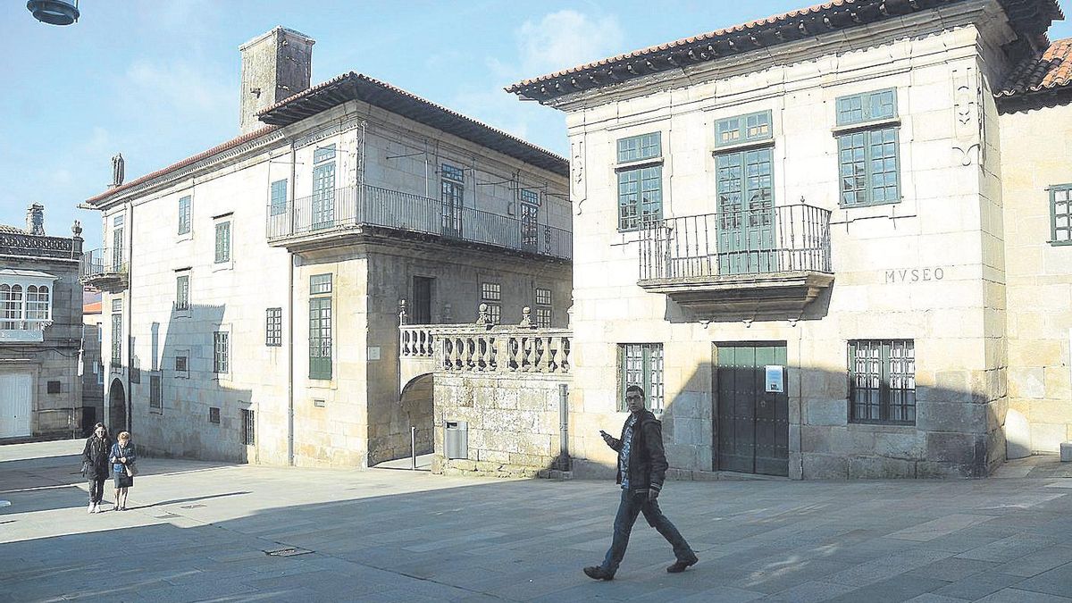 Edificios Castro Monteagudo y García Flórez, en la plaza de A Leña.