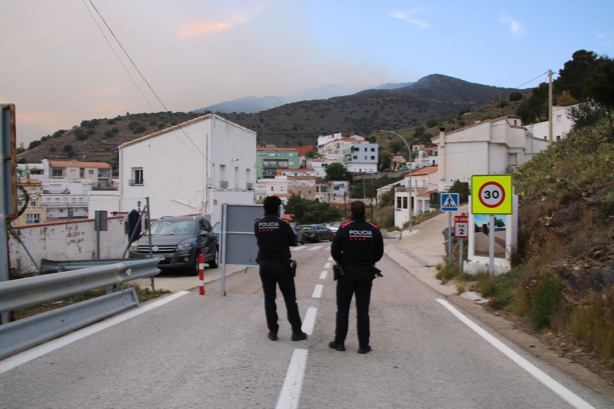 L'incendi que ha cremat a Portbou els dies 16 i 17 d'abril