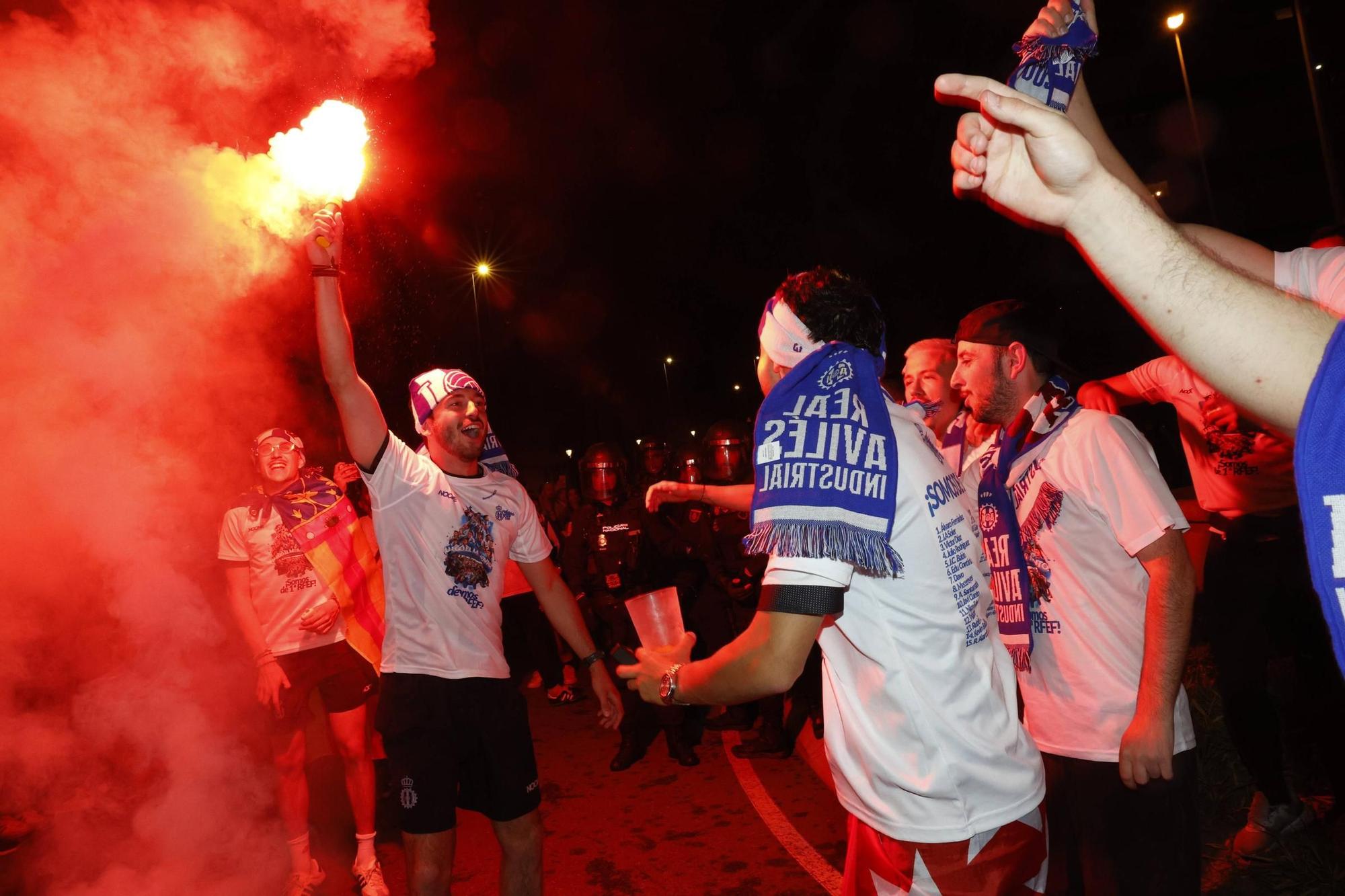 EN IMÁGENES: Locura en las calles de Avilés por el ascenso