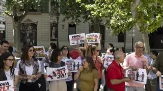 Los trabajadores del Ayuntamiento de Xàtiva dicen "basta": "No convocan mesas de negociación, sino de imposición"