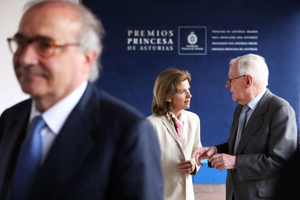 Reunión del jurado del premio "Princesa de Asturias" de Comunicación y Humanidades