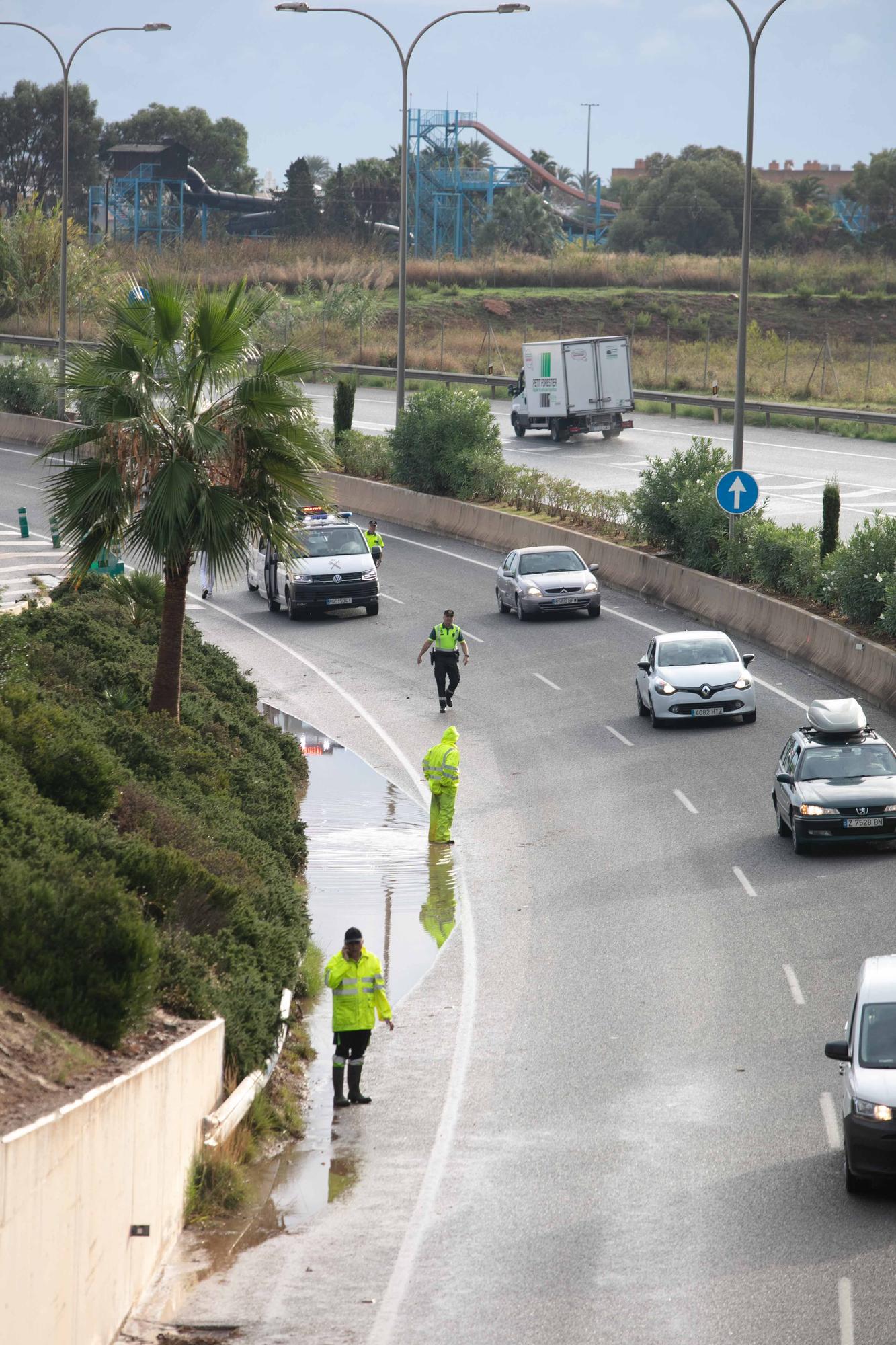 La lluvia de hoy colapsa el tráfico en Ibiza por varias carreteras cortadas