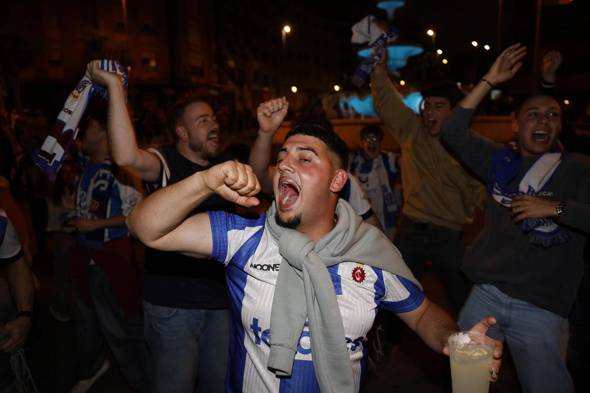 EN IMÁGENES: Locura en las calles de Avilés por el ascenso