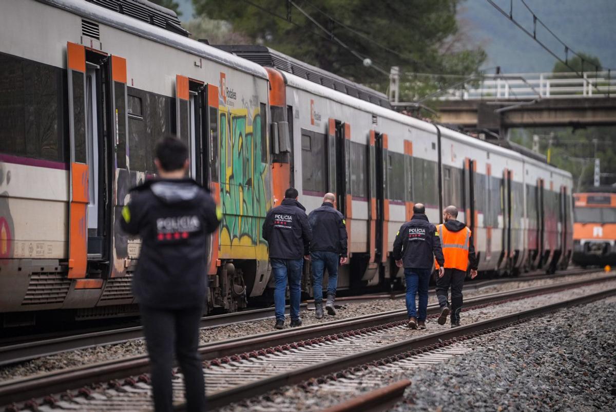 Así ha quedado el tren descarrilado en Gelida tras el accidente