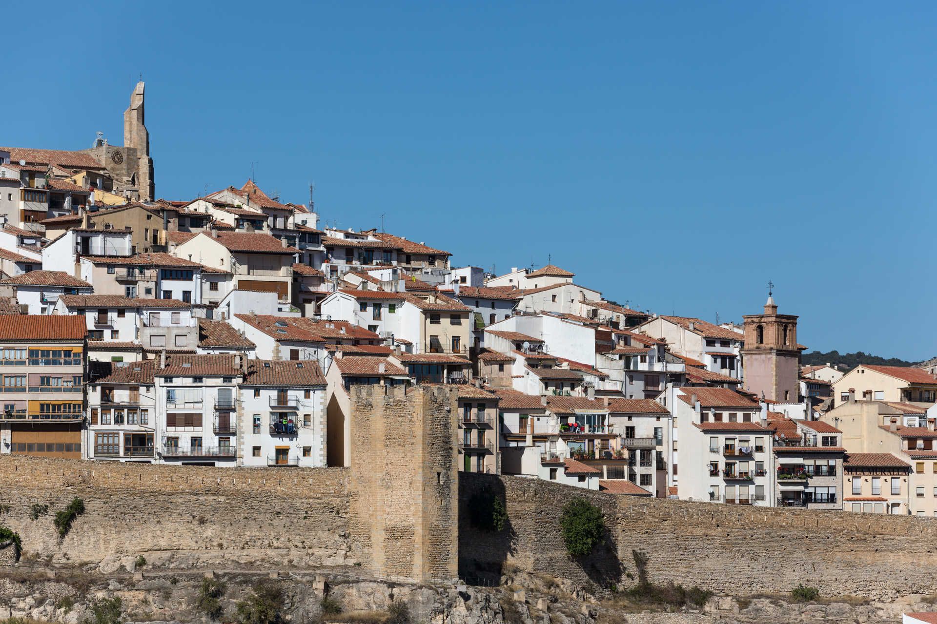 Morella. Murallas que rodean la ciudad