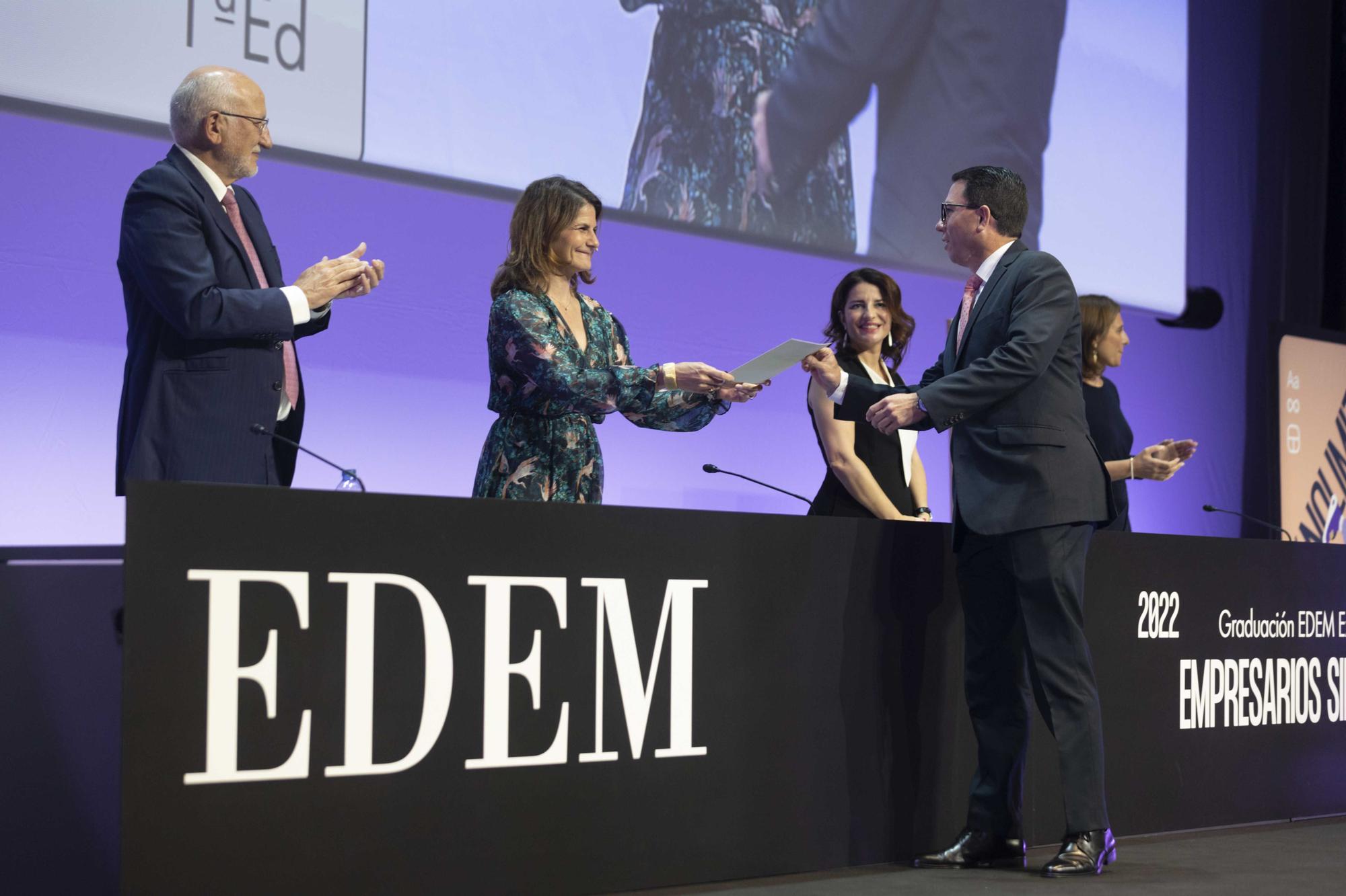 Graduación alumnos EDEM Escuela de Empresarios 2022 en València