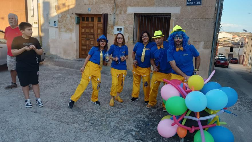 Las peñas llenan Corrales en las fiestas