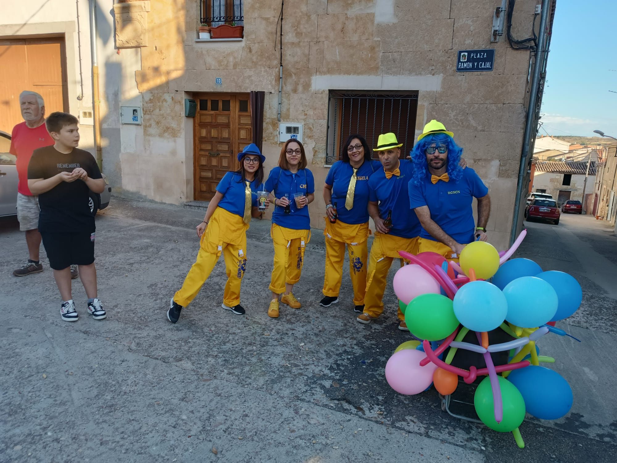 Las peñas llenan Corrales en las fiestas