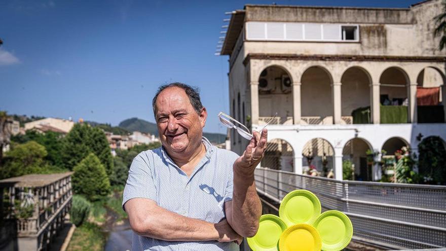 L'alcalde d'Arbúcies rebrà la British Empire Medal del rei Carles III per mantenir la memòria de l'accident aeri del Montseny