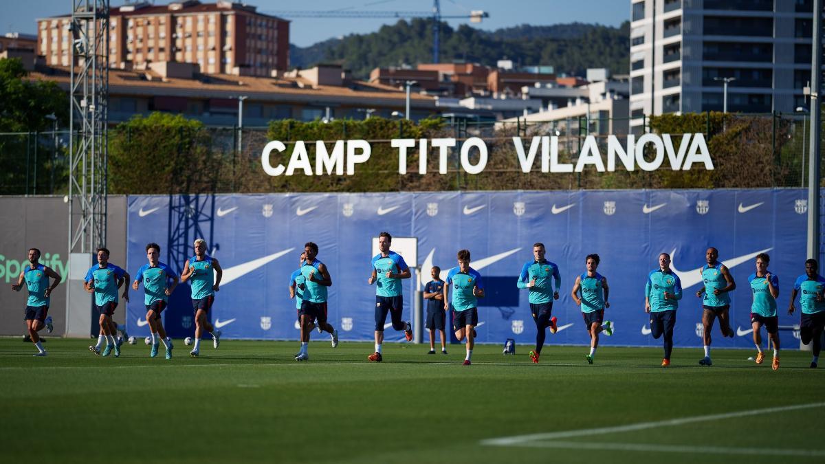 Último entreno para preparar el debut ante el Rayo