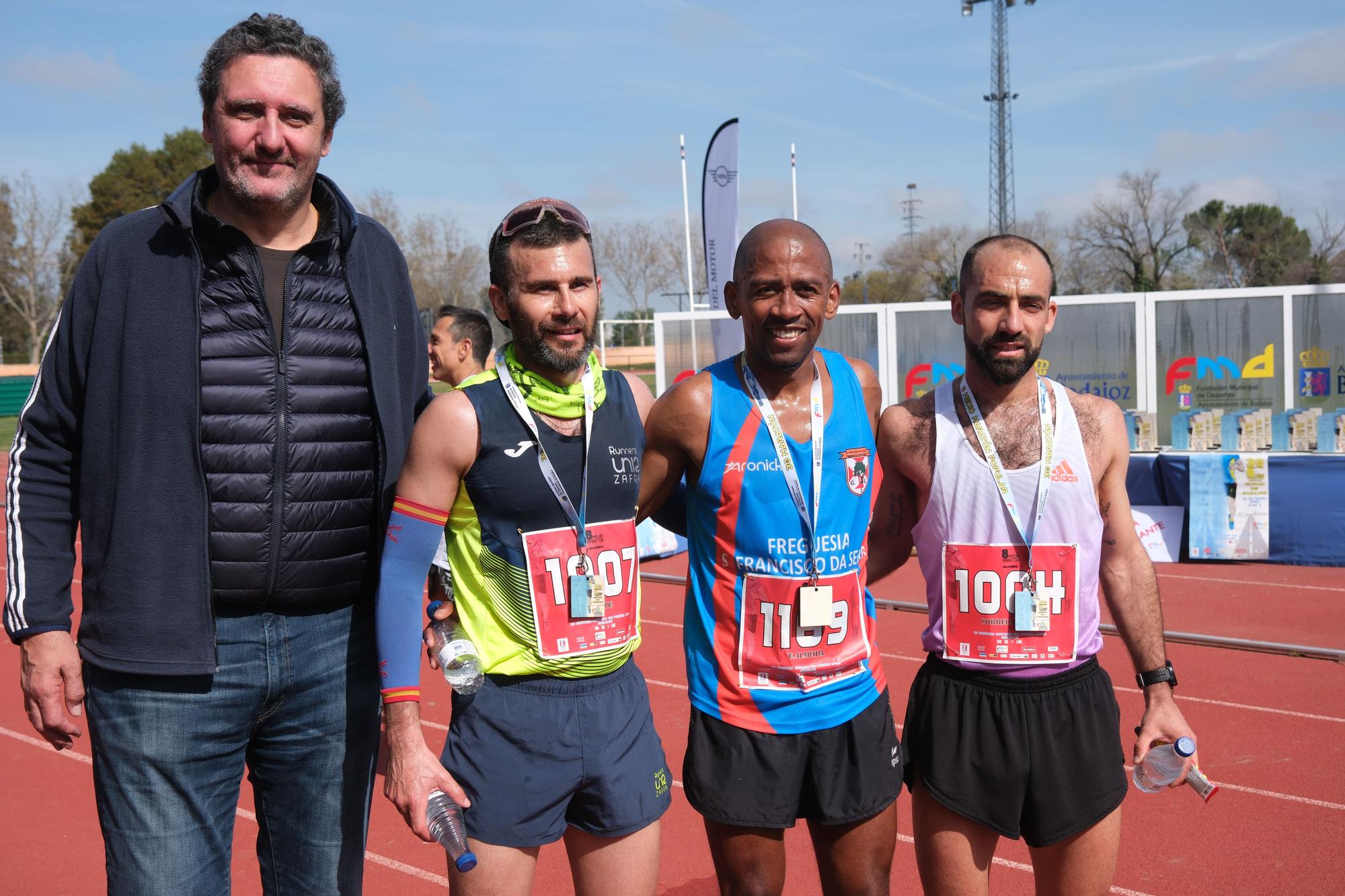 30 Maratón y 8 Medio Maratón Popular Ciudad de Badajoz en imágenes