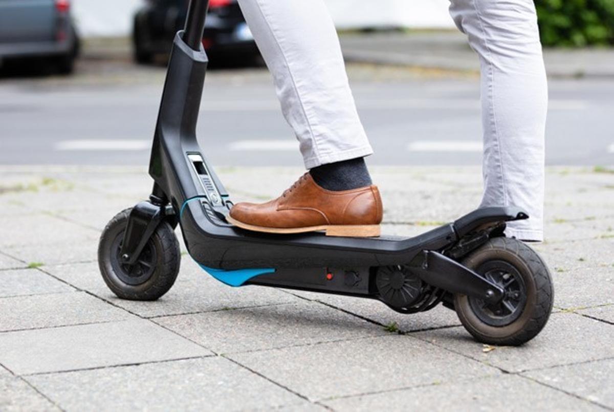 Smart Mobility apressa Colau a posar data al concurs de patinets elèctrics compartits a Barcelona