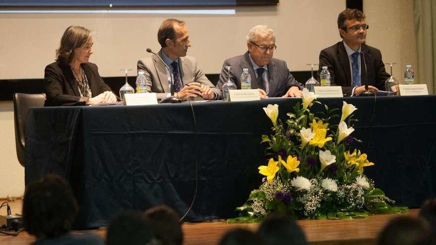 Desde la izquierda, Elvira Callejo, José Luis Prieto, Alfonso Moreno y Emiliano Enríquez .