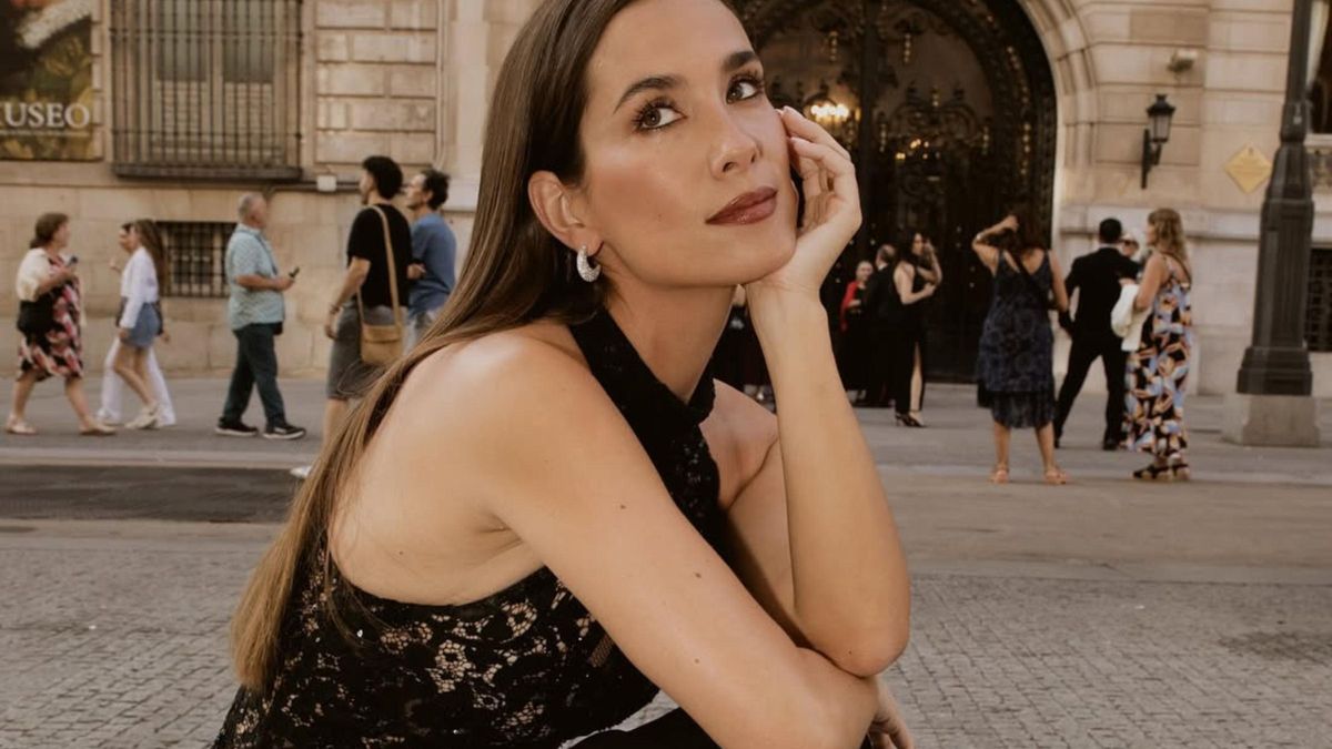 La crema que María Pombo utiliza para olvidarse de las marcas del acné (y recomiendan los expertos)