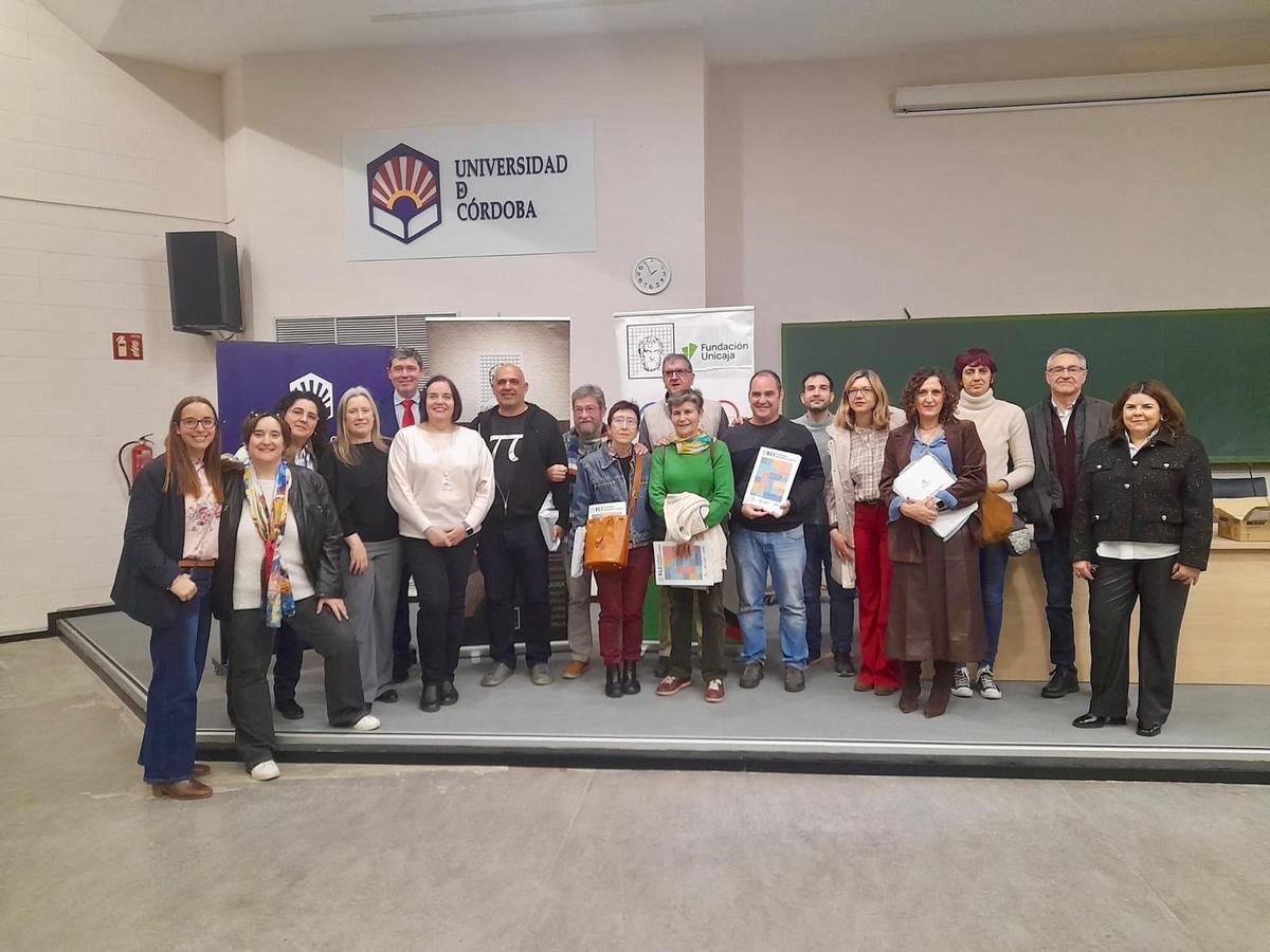 Equipo de profesores de la SAEM Thales participante en la fase provincial de la olimpiada matemática.