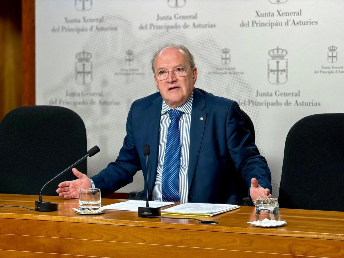 José Cuervas-Mons durante la rueda de prensa.