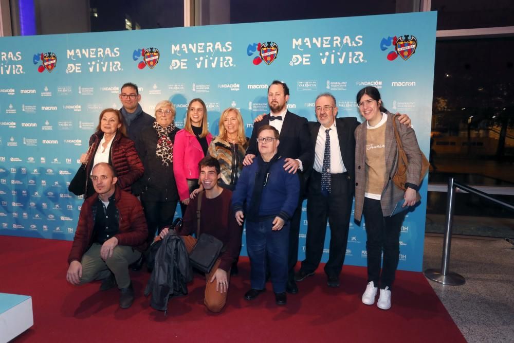 El Levante UD y su Fundación presentan la película levantinista "Maneras de vivir"