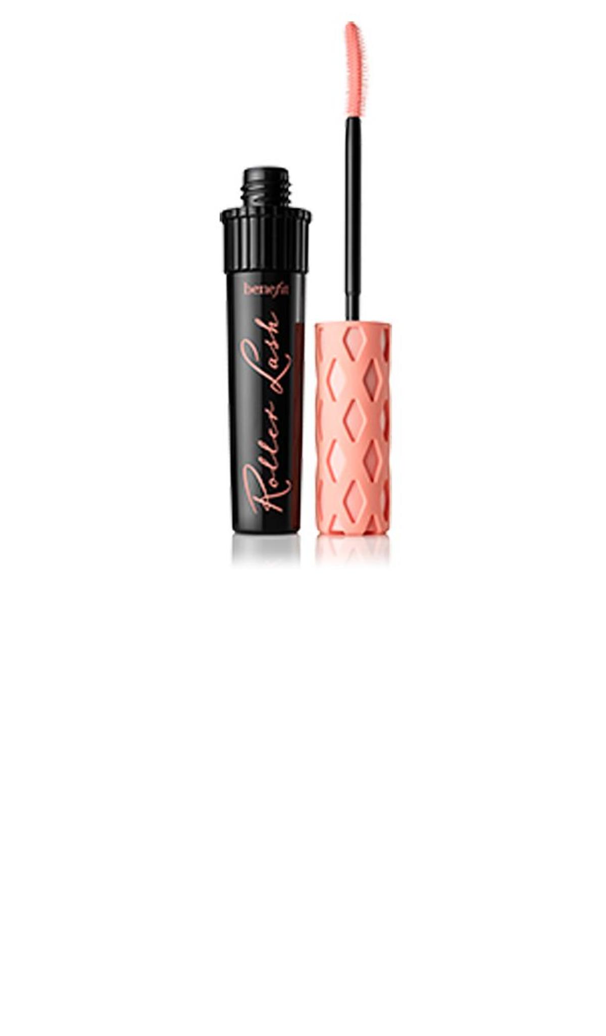 Look beauty natural: máscara de pestañas Roller Lash, Benefit