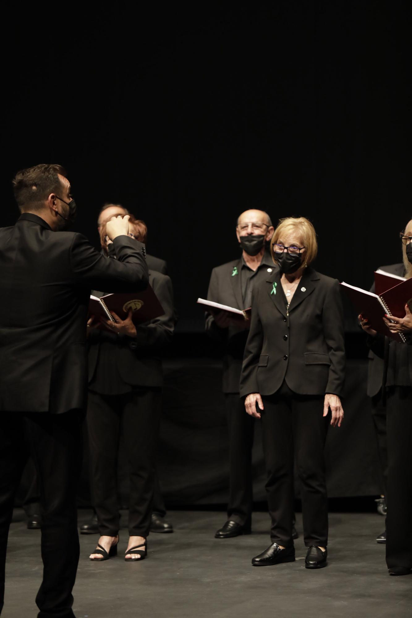 María Menéndez, la voz ahogada por el ELA que hizo cantar al coro de "San Félix"