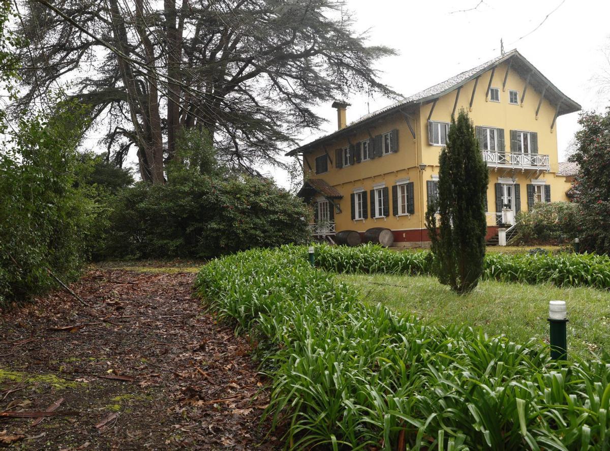 Casona de la finca de La Isla, ya adquirida para ampliar el Jardín Botánico.