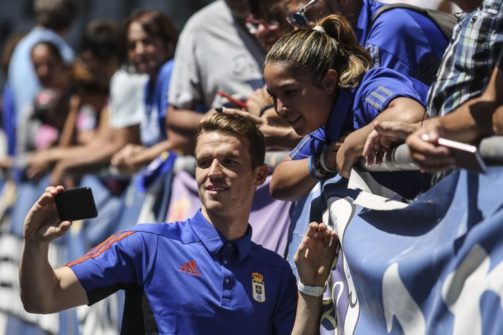 Presentación de Hidi, nuevo jugador del Real Oviedo