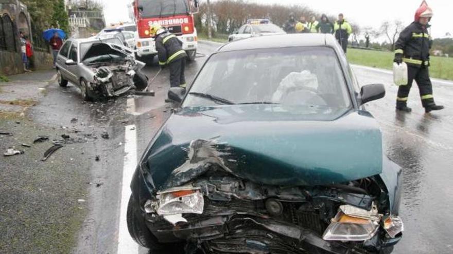 Los accidentes de tráfico descienden un 26% en Cambre en el último año