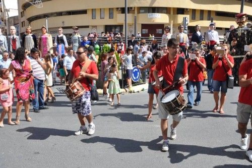 Gigantes y cabezudos en Abarán