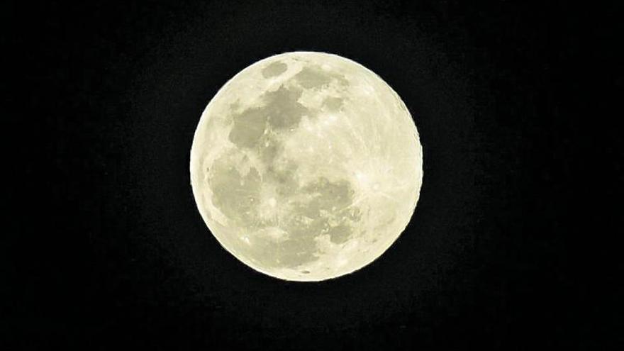 La luna, desde Gran Canaria, el pasado marzo.