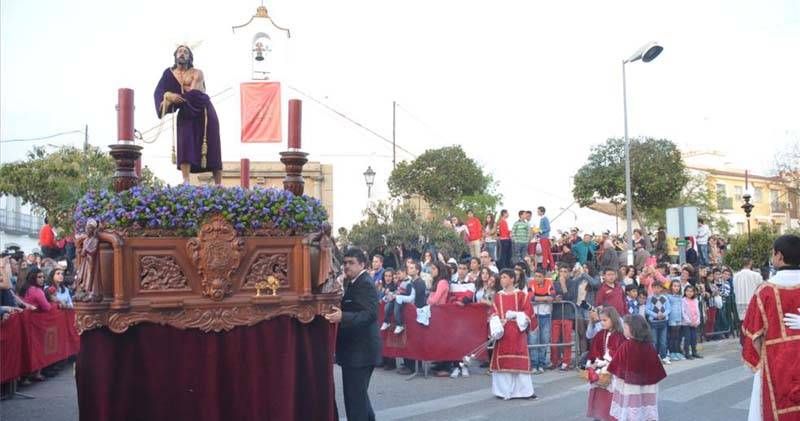 Las imágenes del Lunes Santo en la provincia