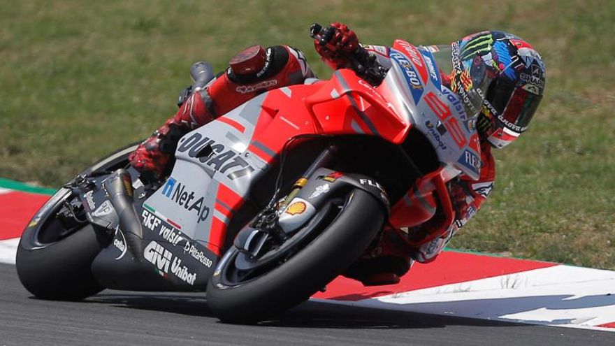 Jorge Lorenzo consigue su primera &#039;pole&#039; con Ducati