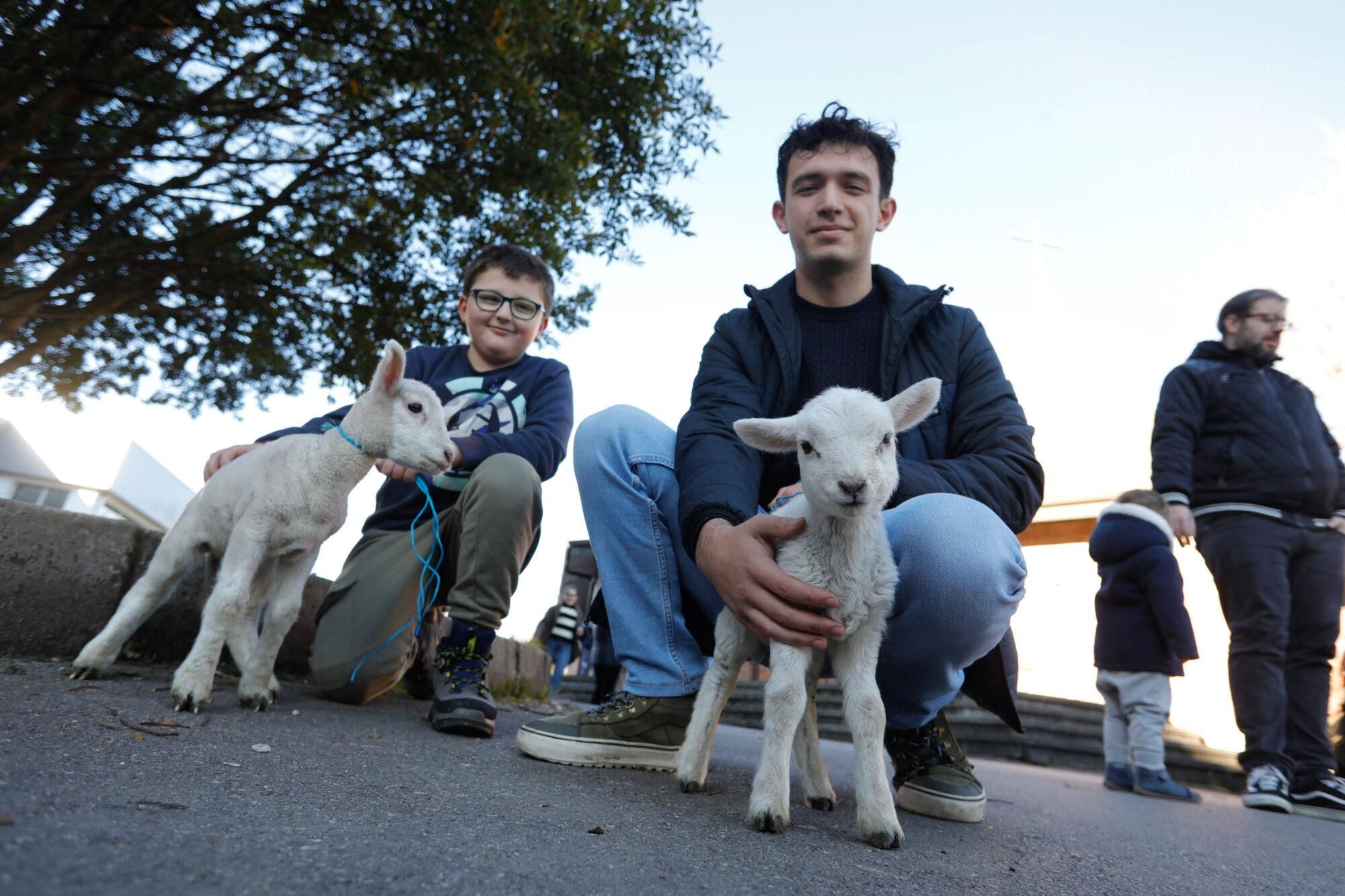 En imágenes: Así fue la bendición de animales por San Antonio en Avilés