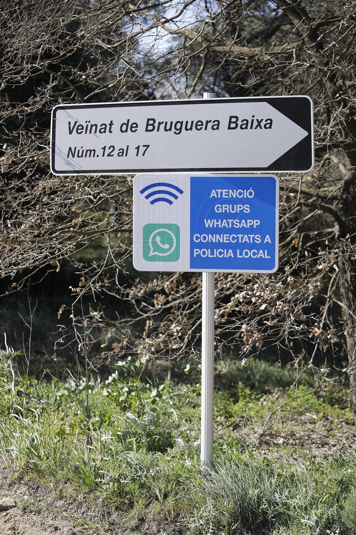 Un cartell a Llagostera.